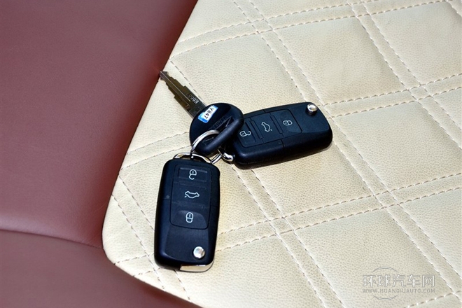 2014款 2.4L 四驅舒適型