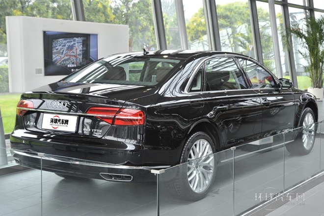 2014款 A8L 60 TFSI quattro豪華型