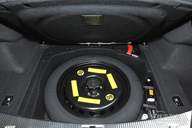 2014款 A8L 60 TFSI quattro豪華型