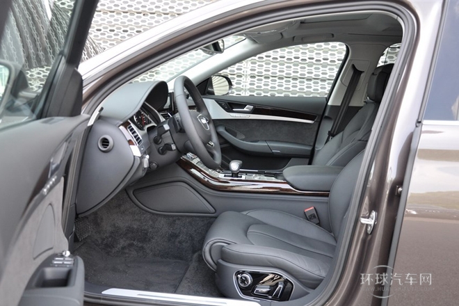 2014款 A8L 50 TFSI quattro尊貴型