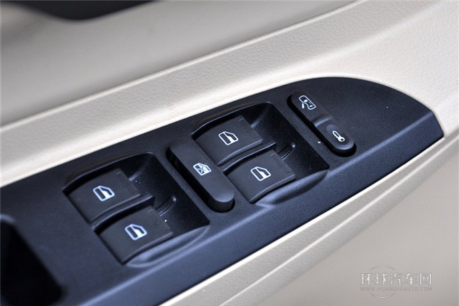 2012款 1.8L CVT導航版