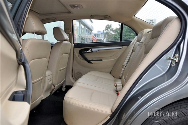 2012款 1.8L CVT導航版