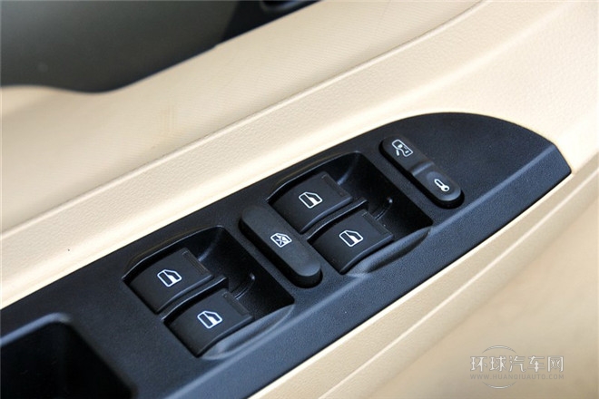 2012款 1.8L 手動豪華版