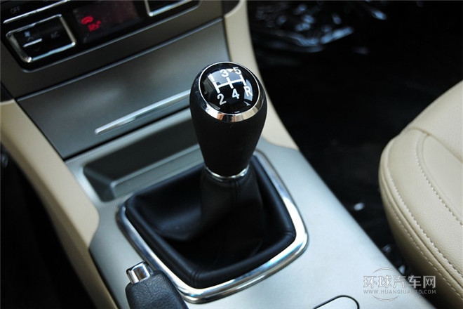 2012款 1.8L 手動(dòng)豪華版