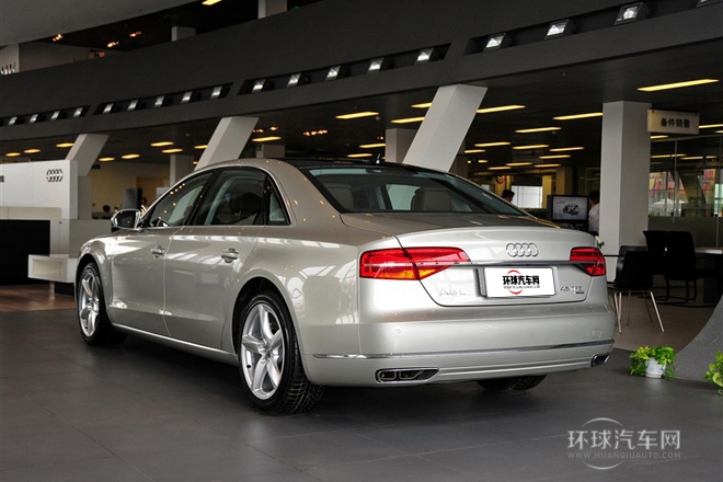 2014款 A8L 45 TFSI quattro豪華型