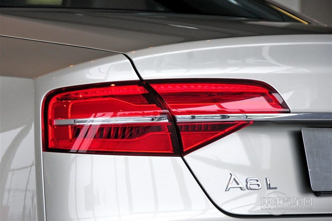 2014款 A8L 45 TFSI quattro豪華型