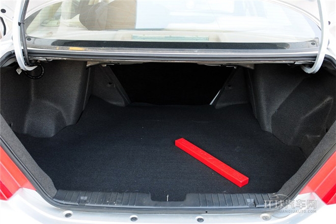 2012款 1.8L 手動舒適版