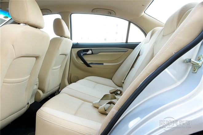 2012款 1.8L 手動舒適版