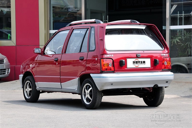 2010款 0.8L 尊貴型