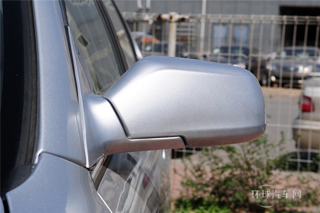 2012款 1.8L 手動(dòng)舒適版