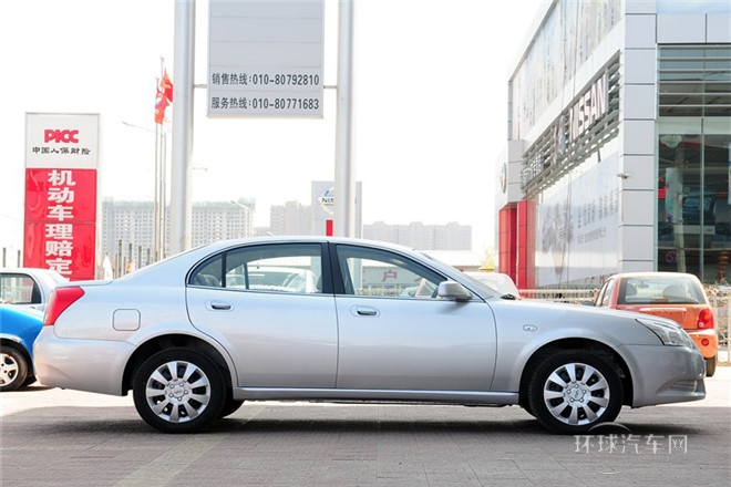 2012款 1.8L 手動舒適版