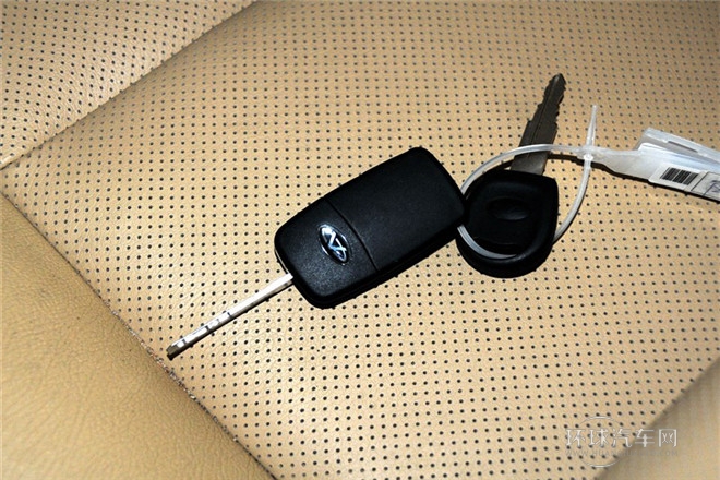 2012款 精英版 改款 1.6L 手動(dòng)豪華型DVVT