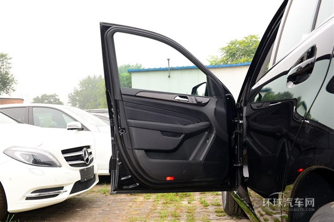 2014款ML400 4MATIC動(dòng)感版