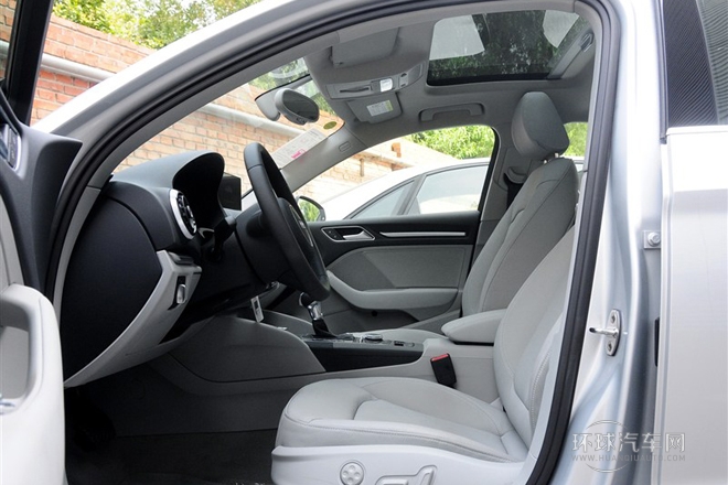 2014款 Limousine 35 TFSI 舒適型