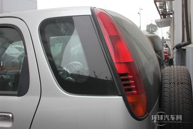 2010款 1.5L 舒適型