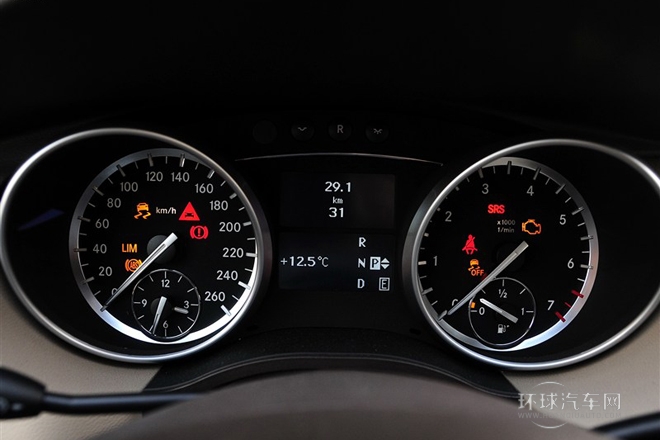 2011款R300L商務版