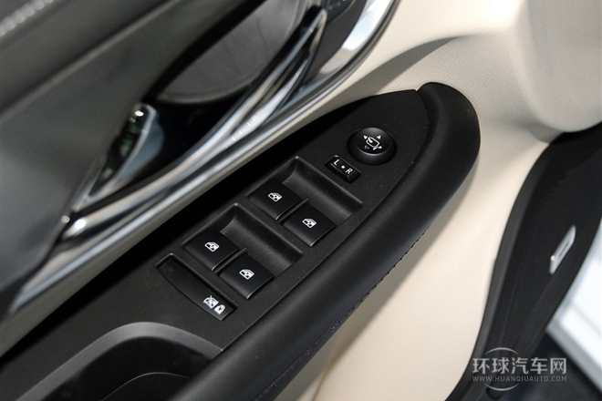 2014款 25T舒適型