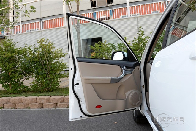 2014款 1.6L 手動尊尚版