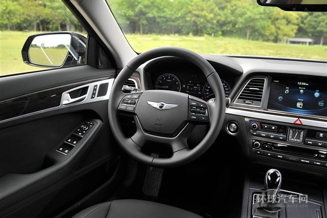 2015款 3.0 GDi 兩驅(qū)豪華版