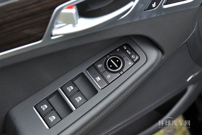 2015款 3.0 GDi 兩驅豪華版