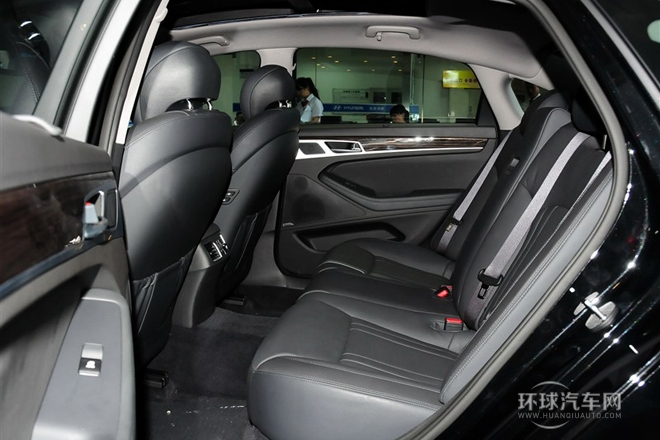 2015款 3.0 GDi 四驅豪華版