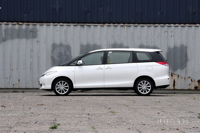 2012款 2.4 7人座標準版