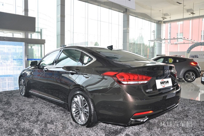 2015款 3.0 GDi 四驅旗艦版