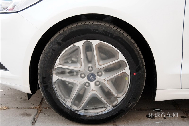 2013款 1.5L GTDi180時尚型