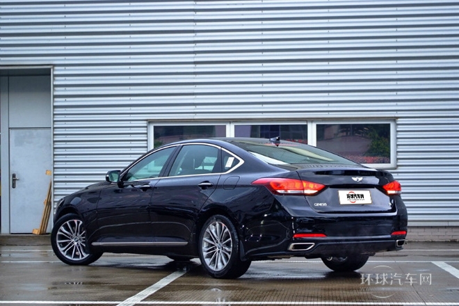 2015款 3.3 GDi 兩驅(qū)豪華版