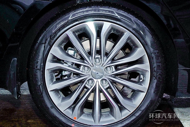 2015款 3.3 GDi 兩驅豪華版