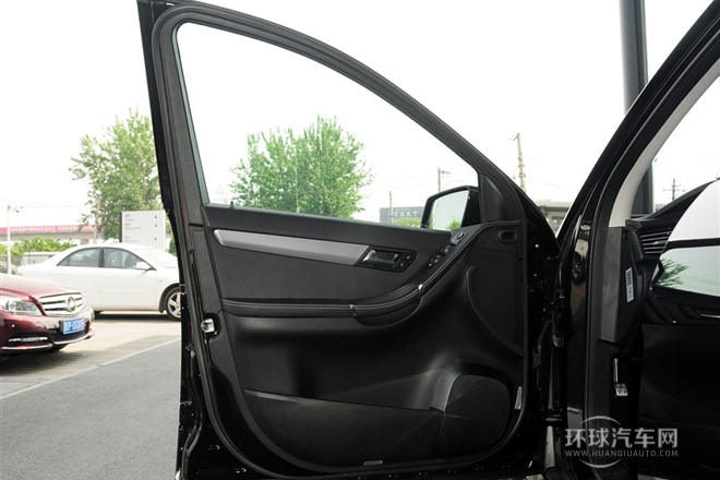 2014款320L商務版