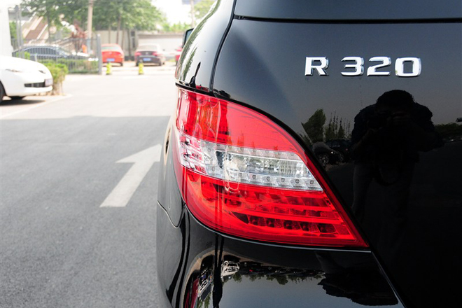 2014款320L商務(wù)版