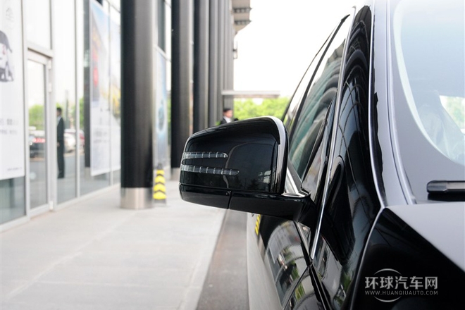 2014款320L商務版