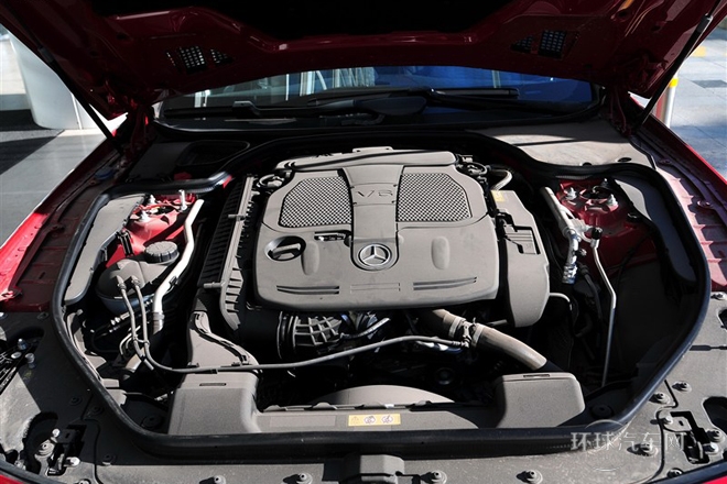 2013款350豪華運(yùn)動版