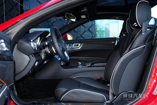 2013款350豪華運動版