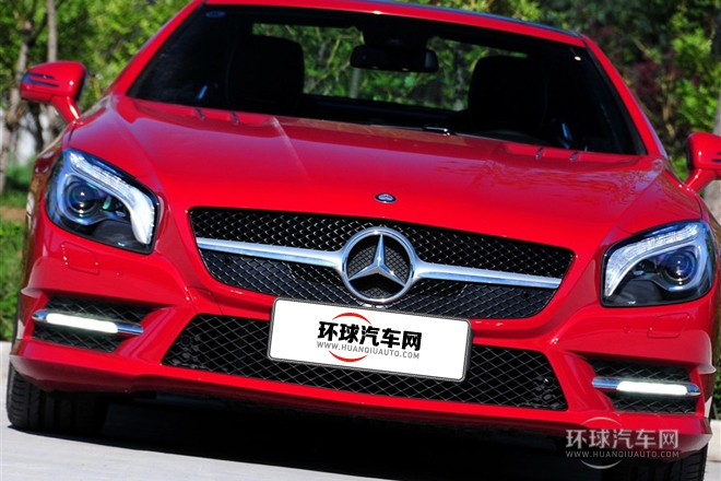 2013款350豪華運動版