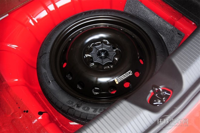 2014款1.5L手動   標準型