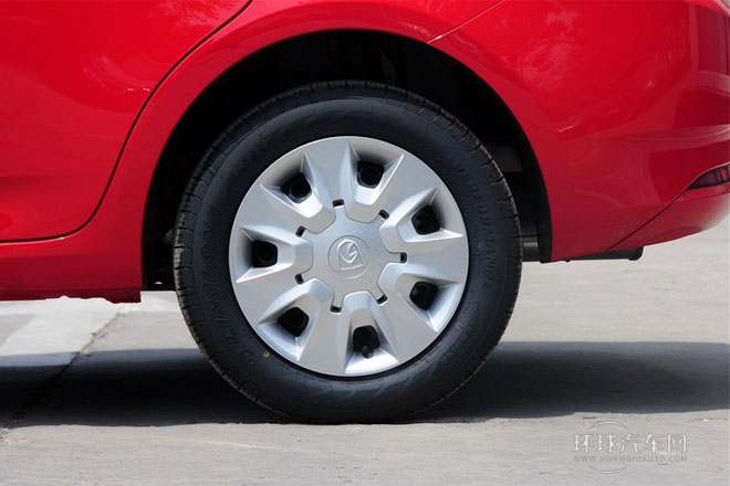 2014款1.5L手動   標準型