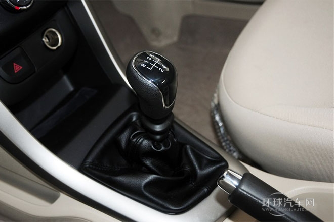 2014款1.5L手動   標準型