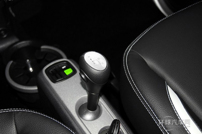 2014款 1.0 MHD 硬頂城市光波激情版