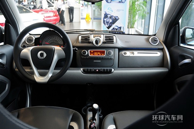 2014款 1.0 MHD 硬頂城市光波激情版