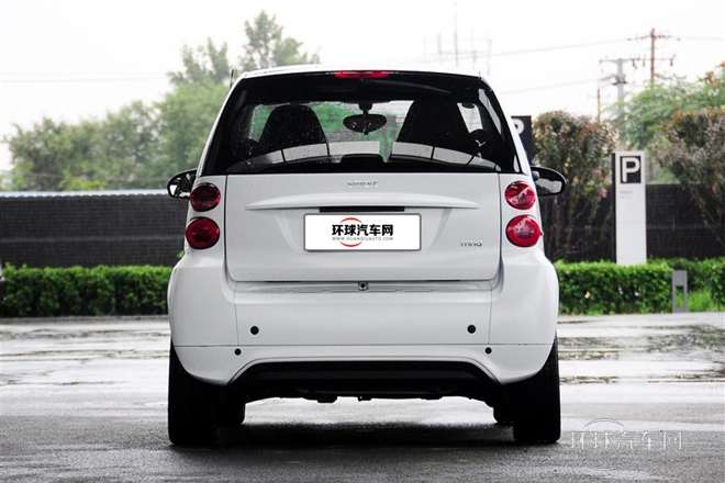 2014款 1.0 MHD 硬頂BoConcept特別版