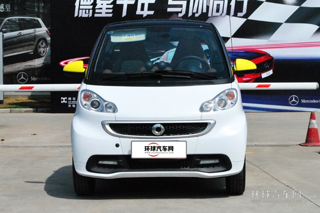 2014款 1.0 MHD 硬頂BoConcept特別版