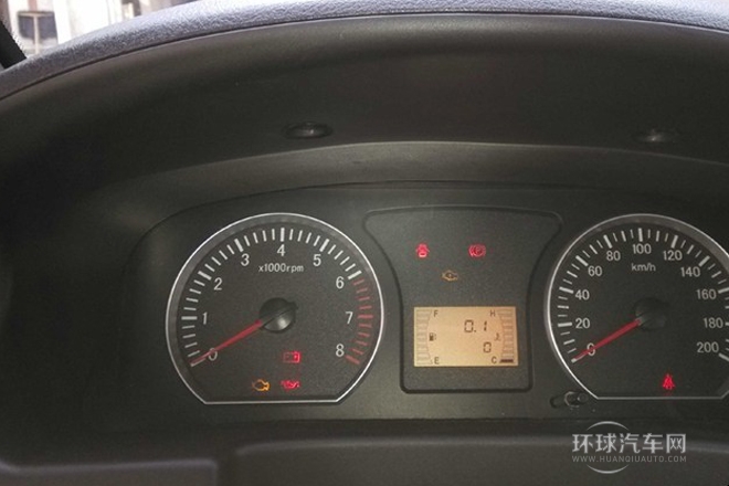 2014款 V3 1.5L 7座舒適型