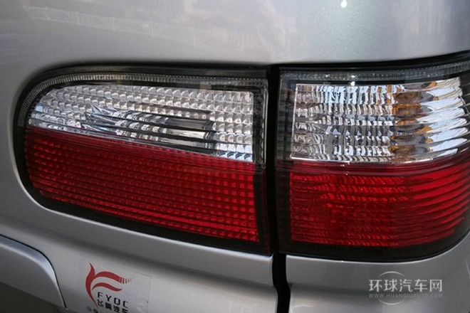 2014款 V3 1.5L 7座舒適型