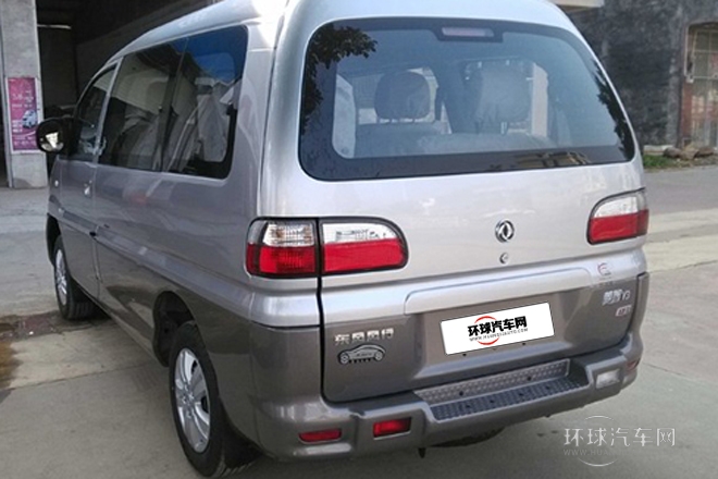 2014款 V3 1.5L 7座舒適型