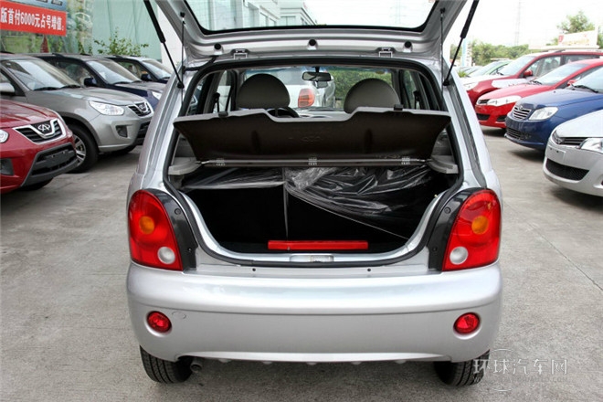 2012款 0.8L 手動暑期限量版