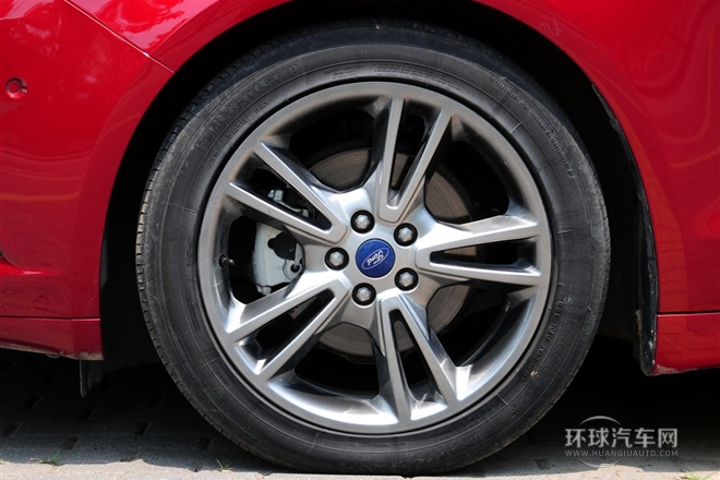 2013款 2.0L GTDi240豪華運動型