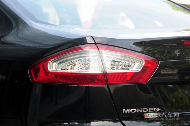 2013款 2.3L 時尚型