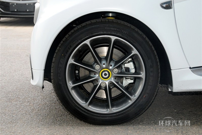 2014款 1.0 MHD 敞篷BoConcept特別版